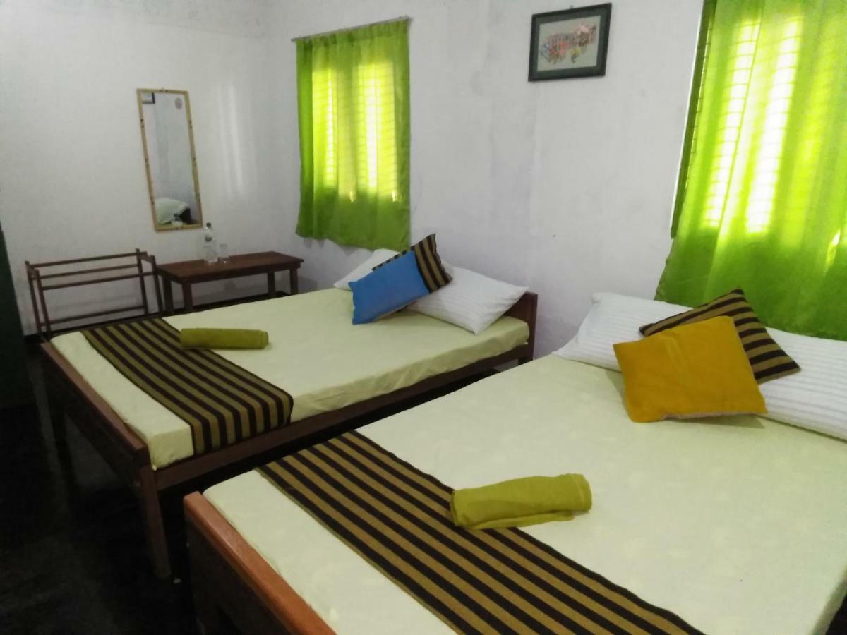 Udawalawe Wildlife & Nature Protection Bungalow エクステリア 写真
